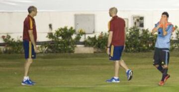 Susto de Villa durante la segunda jornada de entrenamiento