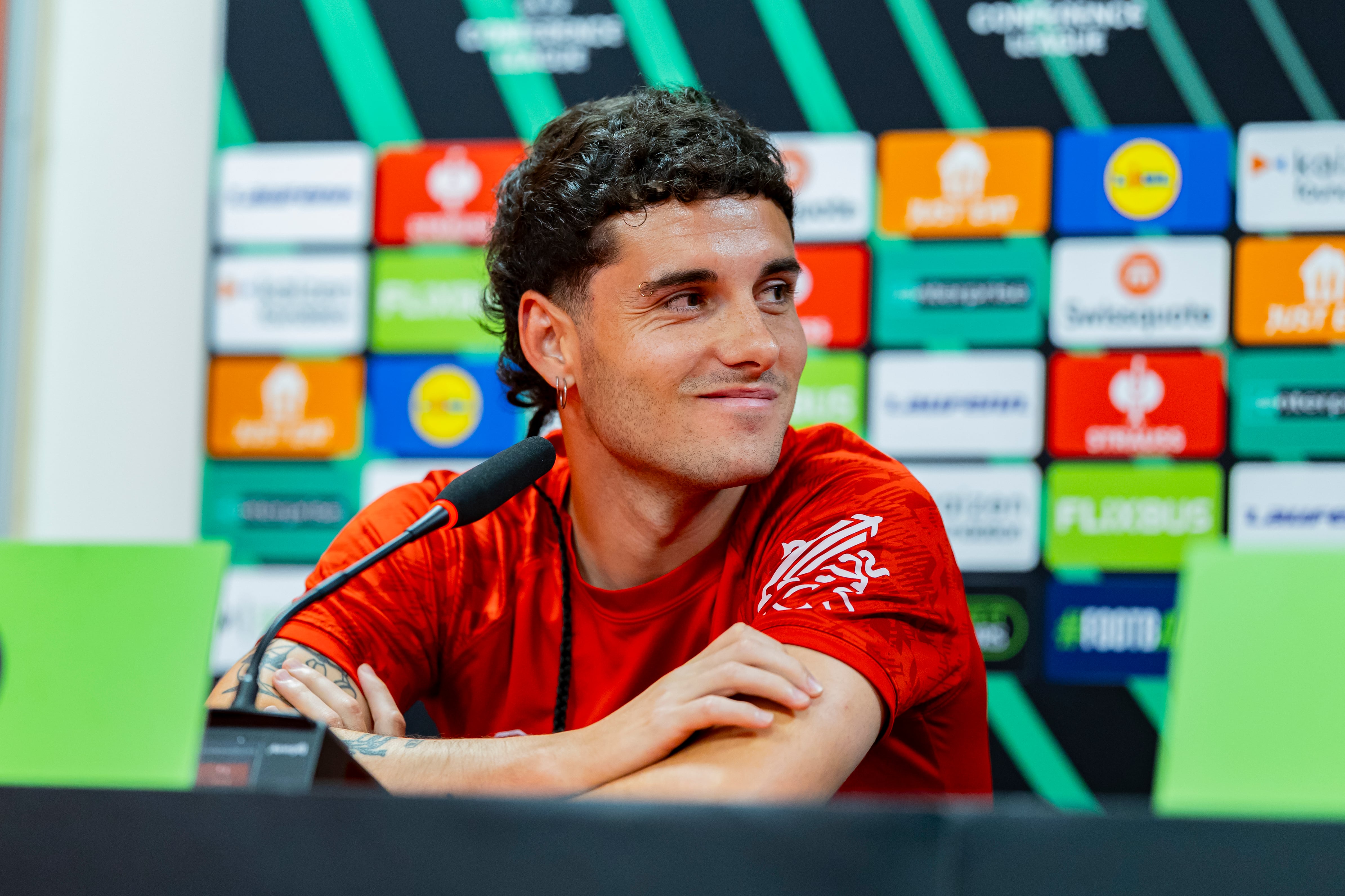 Camello: “Tengo mariposas en el estómago y saldremos como somos para llevarnos a la chica”