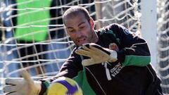 El Sporting se fija en el guardameta Caballero