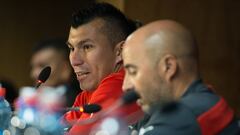 El particular reencuentro de Medel con Sampaoli y Beccacece