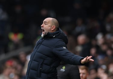 El descenso ‘llama’ al Tottenham