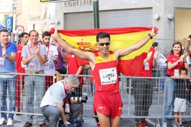 El genio Miguel Ángel, la chica ciega y los rusos ¿sospechosos?