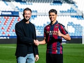 Oficial: Raghouber, cerrado