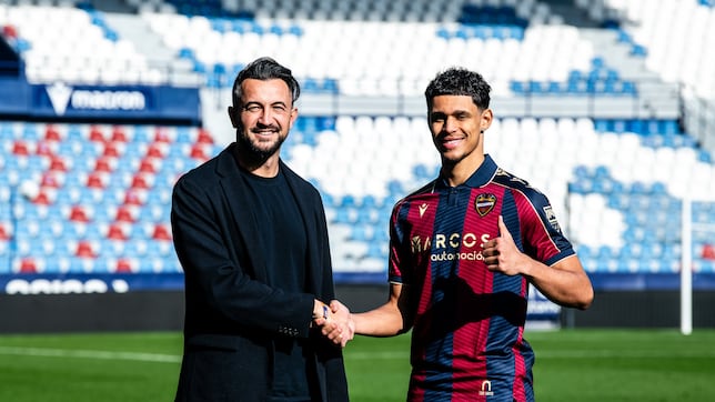 Oficial: Raghouber, cerrado