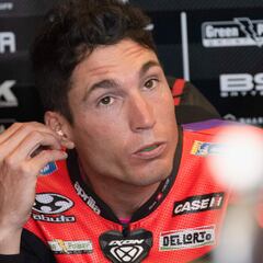 Aprilia le apoya, pero Aleix sigue sin saber qué hacer