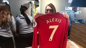 La camiseta 7 de Alexis en el United ya se convirtió en viral