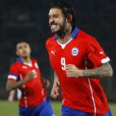 Pinilla: "Hay una buena chance de darle un trofeo a Chile"