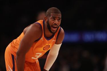 Curry and Paul go head-to-head as Warriors and Suns meet