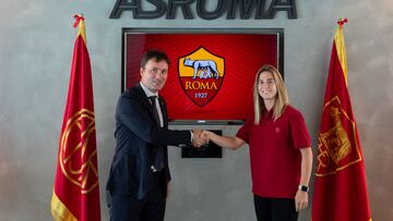 Gianmarco Migliorati, director deportivo de la Roma, y Bárbara Latorre.