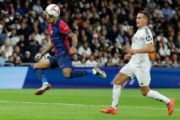 A los 84 minutos, Raphinha definió con una especie de globito ante la salida de Lunin para cerrar el 4-0 definitivo.