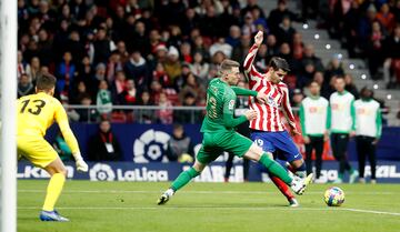 El madrileño recorta a Clerc para conseguir el tiro del 2-0.