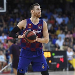 Víctor Claver, baja las próximas cuatro o seis semanas