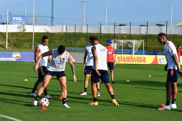 Primer entrenamiento de la Selección Colombia pensando en el partido ante Uruguay