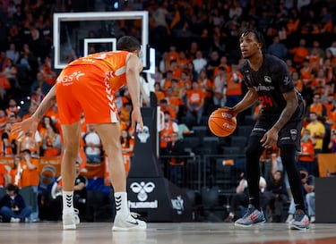 Festín taronja ante el Granada