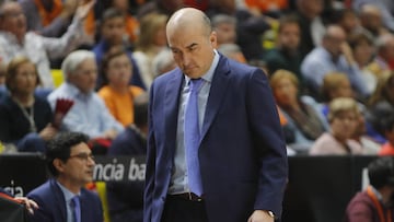 Jaume Ponsarnau en la final de la Eurocup entre Valencia Basket y Alba Berl&iacute;n