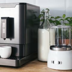 Ahorra 110 euros con la cafetera Incapto automática y llévate 100 cafés gratis