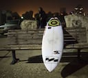 El surf también se practica de noche