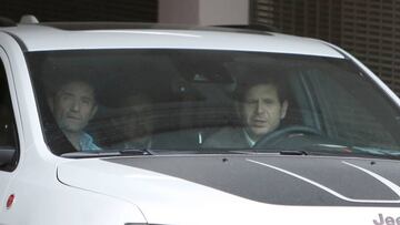 Alemany, Marcelino y Longoria, a la salida del hotel.