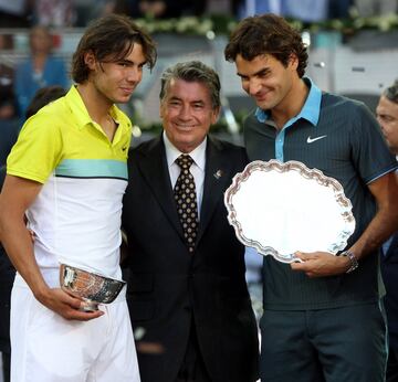 Manolo Santana junto a Nadal y Federer en el Open de Madrid de 2009