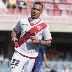 De Tomás: "Es un honor entrar en la historia del Rayo Vallecano"