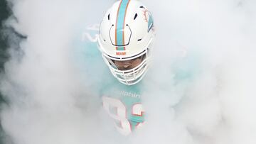 The Miami Dolphins have agreed to a three-year contract extension with defensive tackle Zach Sieler.