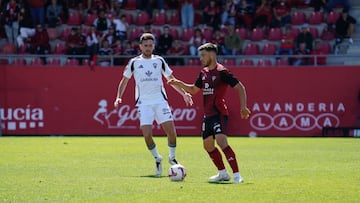 Reina cuajó un gran encuentro en el Mirandés.