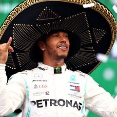 Hamilton se fuma la estrategia