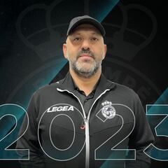 La Balona apuesta por Víctor Basadre en su banquillo