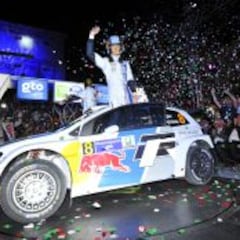 Sebastien Ogier vuelve a ganar y se afianza al frente de la general