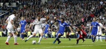 Benzema marca el 3-2.