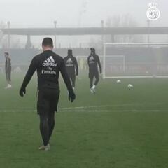 James y Jovic meten dos golazos y pasa lo siguiente: las reacciones del grupo, el día y la noche...