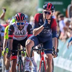 Hayter vuelve a triunfar por delante de un gran Aberasturi