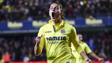 Enes Unal celebra un gol. 