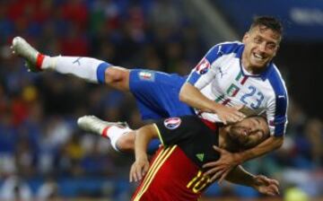 Emanuele Giaccherini con Eden Hazard.