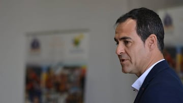 Velasco Carballo explica aspectos del VAR