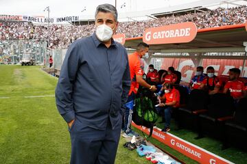 Santiago Escobar dirigió 1 partido ante Colo Colo en el Monumental, con un 0,0% de rendimiento.