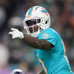 What is Tyreek Hill’s 40 time? And his 100m time?