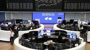 The German share price index DAX graph is pictured at the stock exchange in Frankfurt, Germany, July 7, 2022.    REUTERS/Staff