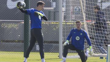 08/04/25
FC BARCELONA ENTRENAMIENTO
Wojciech Szczesny
Marc André Ter Stegen