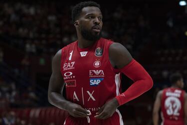 De Charlotte Hornets a Pallacanestro Olimpia Milano. 