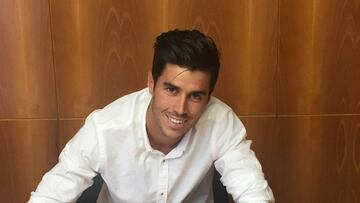 El Zaragoza ficha a Edu García tras pasar el examen médico