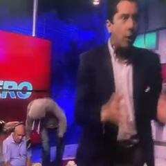 Un grupo de encapuchados toma en directo el canal de televisión TC de Ecuador