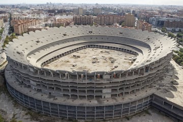 El proyecto de nuevo estadio más duradero. En octubre de 2007 se puso la primera piedra y las obras siguieron su curso hasta 2009 que decidieron paralizar la obra por los impagos del club a la constructora. Este año se ha llegado a un acuerdo y en 2018 proseguirán las obras para terminar el nuevo campo.