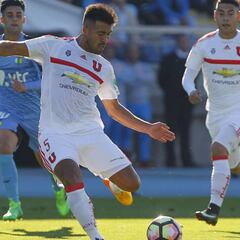 Gonzalo Espinoza: "Tengo ganas de quedarme en la U"