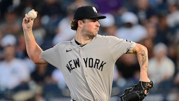 TAMPA, FLORIDA - AUGUST 20: Cam Schlittler #31 of the New York Yankees pitches in the first inning against the Tampa Bay Rays at George M. Steinbrenner Field on August 20, 2025 in Tampa, Florida. Julio Aguilar/Getty Images/AFP (Photo by Julio Aguilar / GETTY IMAGES NORTH AMERICA / Getty Images via AFP)