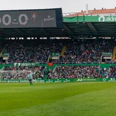 El Racing-Oviedo, declarado partido de alto riesgo