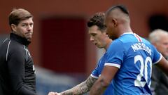 Steven Gerrard afirma que Morelos tiene la cabeza en otro lado y no en Rangers 