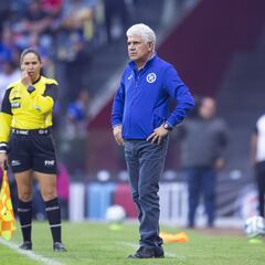 Ricardo Ferretti tras la expulsión de Jurado: “Pertenece al plantel y lo necesito”