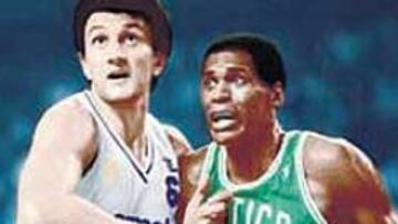 <b>1988. </b>Romay contra Parish en un Real Madrid-Boston Celtics.