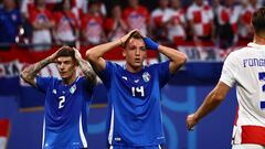 Leipzig (Germany), 24/06/2024.- Mateo Retegui of Italy (C) reacts after missing an opportunity to score during the UEFA EURO 2024 group B soccer match between Croatia and Italy, in Leipzig, Germany, 24 June 2024. (Croacia, Alemania, Italia) EFE/EPA/FILIP SINGER
